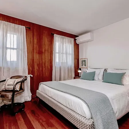 Charming Bonfim Penthouse * 포르투