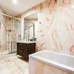 Charming Bonfim Penthouse Appartamento Oporto